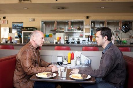 joseph-gordon-levitt-bruce-willis-looper-cincodays-com