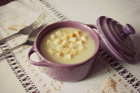 SOPA DE CEBOLLA    &   ALCACHOFAS AL AJILLO