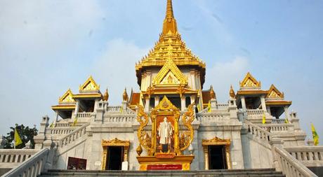 Wat Traimit Bangkok