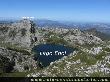 Ruta Lagos de Covadonga PR PNPE-2: Vista del Lago Enol y Porra de Enol desde el Mosquital