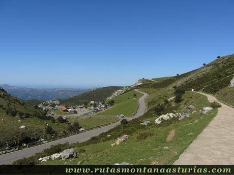De Monte por Cangas de Onís: Ruta de los Lagos de Covadonga PR PNPE - 2 y Picos Mosquital y Porra de Enol