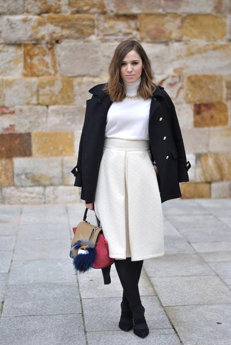 Wool white skirt