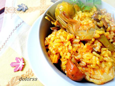Arroz con coles de Bruselas y alcachofas