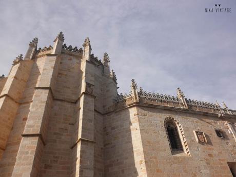 zamora, catedral, tapices flamencos, peñas de santa marta, cruz de carne, casco antiguo, romanico, cimborrio, bizantino, puerta del obispo.