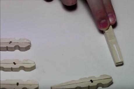 DIY - SERVILLETERO CON PINZAS DE MADERA