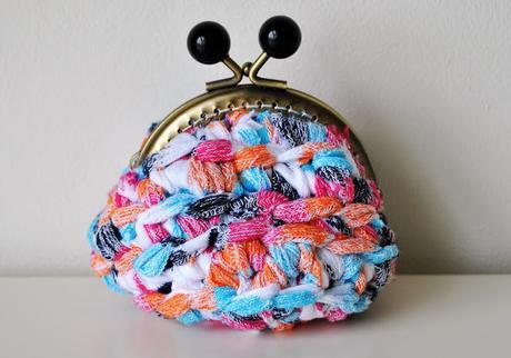 MONEDEROS DE TRAPILLO COLORINES