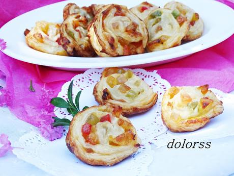 Espirales o caracolas de hojaldre con frutas confitadas
