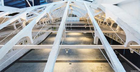 Mercado Getafe REPORTAJE FOTOGRÁFICO DEL CENTRO DE USOS MÚLTIPLES EN GETAFE, DISEÑADO POR A-CERO