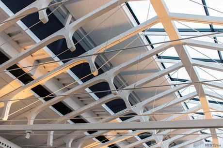 Mercado Getafe REPORTAJE FOTOGRÁFICO DEL CENTRO DE USOS MÚLTIPLES EN GETAFE, DISEÑADO POR A-CERO