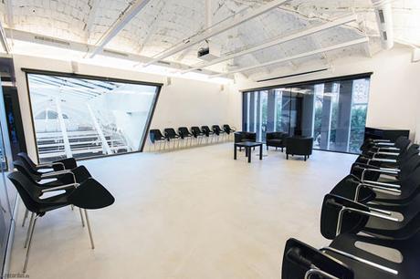 Mercado Getafe REPORTAJE FOTOGRÁFICO DEL CENTRO DE USOS MÚLTIPLES EN GETAFE, DISEÑADO POR A-CERO