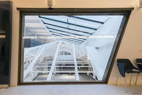 Mercado Getafe REPORTAJE FOTOGRÁFICO DEL CENTRO DE USOS MÚLTIPLES EN GETAFE, DISEÑADO POR A-CERO