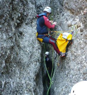 Cueva Cabrito-un cañon de Guara para hartarte con la técnica de oposición