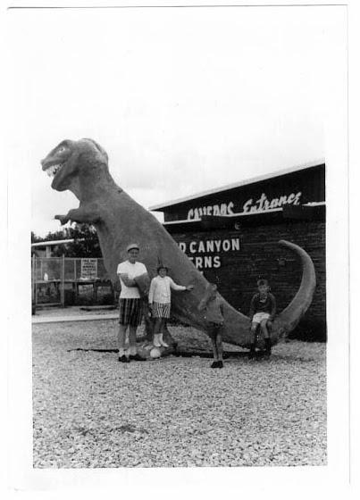 Escultosaurios IX: Viejunos