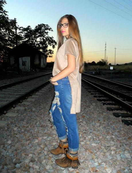 Vaqueros boyfriend y maxi camiseta