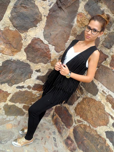 BLACK FRINGED BLACK FRINGED