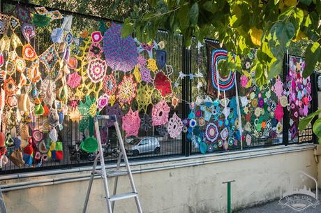Espectacular yarn bombing en un instituto de secundaria de Mallorca