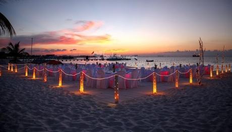 decoracion de una boda en la playa
