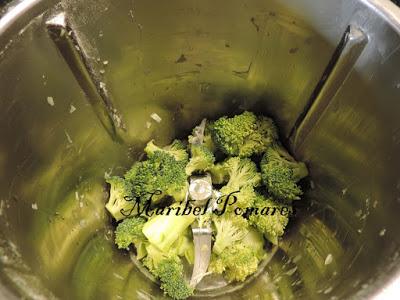 Quiche de brocoli, huevo y jamón de pavo.