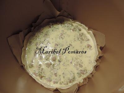 Quiche de brocoli, huevo y jamón de pavo.