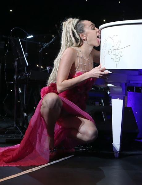 La mamarrachada de la semana (LXVI): Erykah Badu