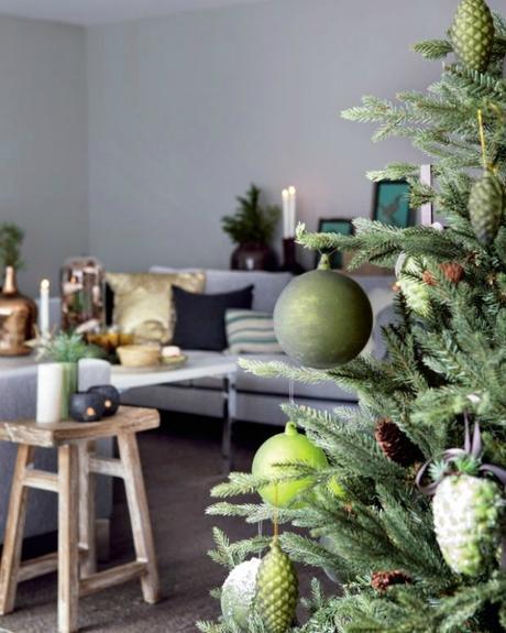 Decoración nórdica de Navidad en verde