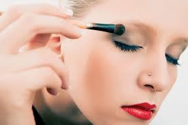 7 pasos que te enseñan como maquillarte para un matrimonio de Día boda-sombras-maquillaje