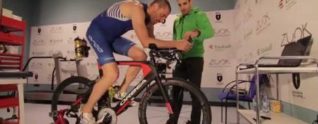 Cómo ajustar la bicicleta de triatlón en función de biomecánica y técnica de pedaleo