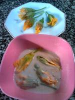 Flores de calabaza rellenas