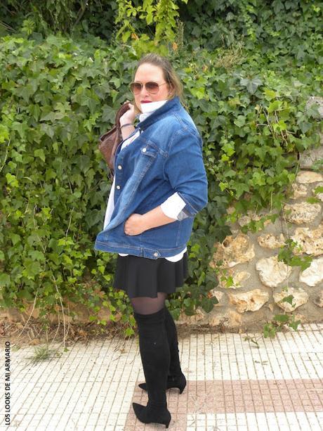 denimjacket-look-denim-jacket-look-chaqueta-vaquera-tipos-de-chaqueta-vaquera-look-camisa-blanca-leggings-boots-look-gorditas-ropa-para-gorditas-en-madrid-blogger-curvy-españa-curvy-blogger-look-madrid-blogger-madrid-moda-look-talla-grande-blogs-de-talla-blog-tallas-grandes-madrid-grande-plus-size-blogger-curvy-mujeres-reales-bloggermadrid-los-looks-de-mi-armario-personal-shopper-madrid-outfit-gorditas-blogger-talla-grande- http://www.loslooksdemiarmario.com/2015/10/denim-jacket-look-curvy.html
