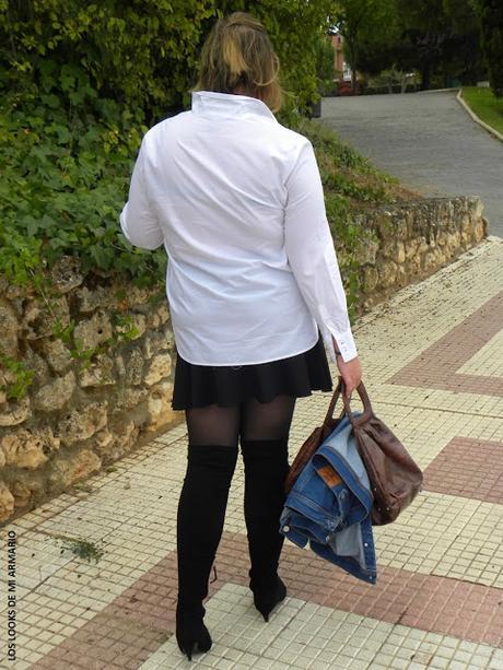 denimjacket-look-denim-jacket-look-chaqueta-vaquera-tipos-de-chaqueta-vaquera-look-camisa-blanca-leggings-boots-look-gorditas-ropa-para-gorditas-en-madrid-blogger-curvy-españa-curvy-blogger-look-madrid-blogger-madrid-moda-look-talla-grande-blogs-de-talla-blog-tallas-grandes-madrid-grande-plus-size-blogger-curvy-mujeres-reales-bloggermadrid-los-looks-de-mi-armario-personal-shopper-madrid-outfit-gorditas-blogger-talla-grande- http://www.loslooksdemiarmario.com/2015/10/denim-jacket-look-curvy.html
