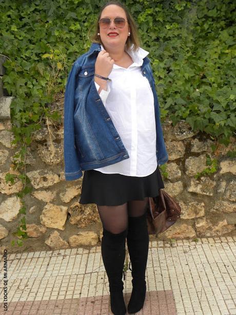 denimjacket-look-denim-jacket-look-chaqueta-vaquera-tipos-de-chaqueta-vaquera-look-camisa-blanca-leggings-boots-look-gorditas-ropa-para-gorditas-en-madrid-blogger-curvy-españa-curvy-blogger-look-madrid-blogger-madrid-moda-look-talla-grande-blogs-de-talla-blog-tallas-grandes-madrid-grande-plus-size-blogger-curvy-mujeres-reales-bloggermadrid-los-looks-de-mi-armario-personal-shopper-madrid-outfit-gorditas-blogger-talla-grande- http://www.loslooksdemiarmario.com/2015/10/denim-jacket-look-curvy.html