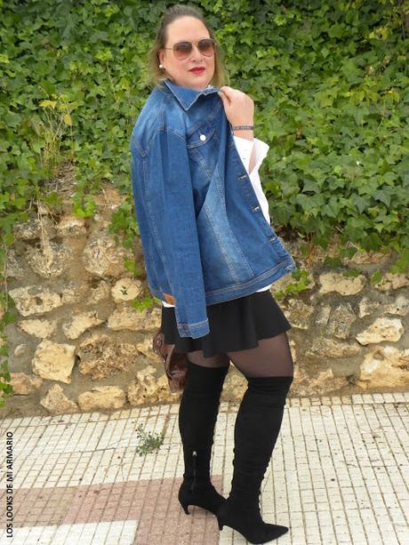 denimjacket-look-denim-jacket-look-chaqueta-vaquera-tipos-de-chaqueta-vaquera-look-camisa-blanca-leggings-boots-look-gorditas-ropa-para-gorditas-en-madrid-blogger-curvy-españa-curvy-blogger-look-madrid-blogger-madrid-moda-look-talla-grande-blogs-de-talla-blog-tallas-grandes-madrid-grande-plus-size-blogger-curvy-mujeres-reales-bloggermadrid-los-looks-de-mi-armario-personal-shopper-madrid-outfit-gorditas-blogger-talla-grande- http://www.loslooksdemiarmario.com/2015/10/denim-jacket-look-curvy.html
