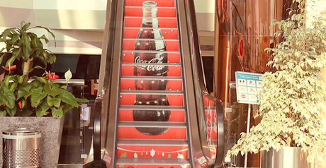 28 ejemplos creativos de publicidad en escaleras