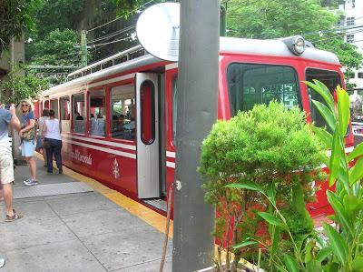 Trem do Corcovado Tren de Corcovado, trem do Corcovado, Rio, Brasil, La vuelta al mundo de Asun y Ricardo, round the world, mundoporlibre.com
