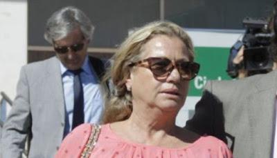 Mayte Zaldívar sonriente durante su primer permiso