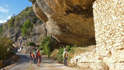 Climbing Margalef-sector Can Llepafils. Escalando sobre mármol