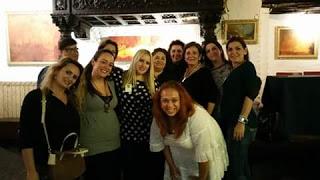 Crónica y fotos presentación Sevilla UNA CHICA CON ESTILO