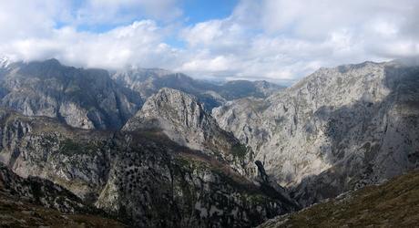 CUETO AGERO, FONTANILLA Y CUEVA CILOÑA