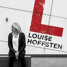 Louise Hoffsten L (2015) Cuando el coraje se escribe con L de libertad