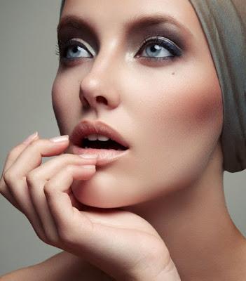 MAQUILLAJE EFECTO LIFTING