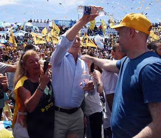 Rodriguez Larreta arma gabinete con lo que le queda