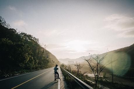 Guía de los elementos esenciales a considera para adquirir un maillot de ciclismo para la temporada invernal