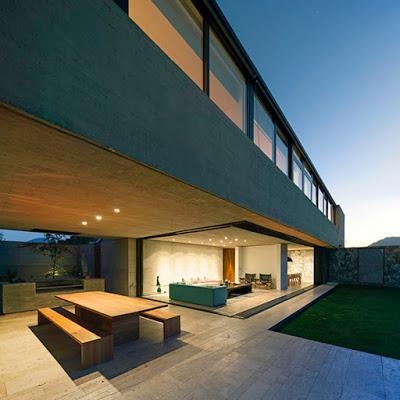 Casa Moderna de Hormigon en Chile