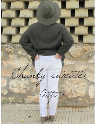 http://www.loslooksdemiarmario.com/2015/11/chunky-sweater-fashion-look-curvy.html