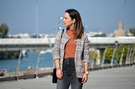 Outfit | Ethnic jacket + jeans