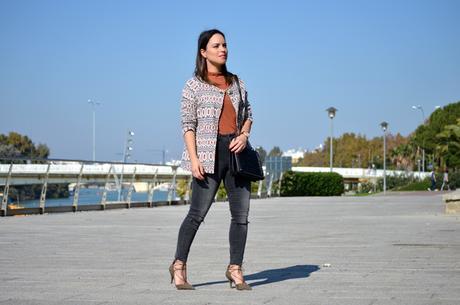 Outfit | Ethnic jacket + jeans