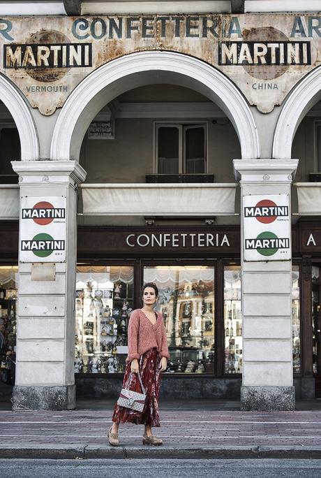 Gucci_Skirt-Clogs-Pink_Sweater-Cuneo-Street_Style-Collage_Vintage-Outfit-Bruna_Rosso-1