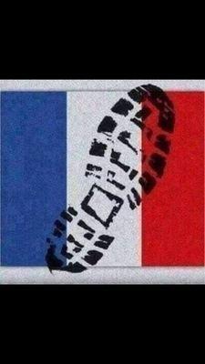 Así celebró #Isis el ataque a París- ASESINOS-