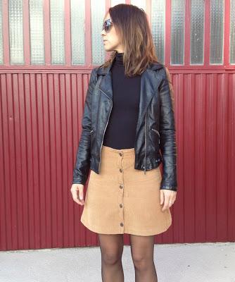 DIY A-LINE SKIRT WITH BUTTONS