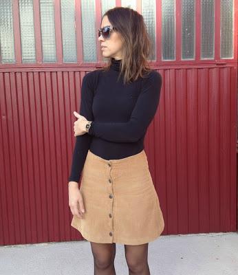 DIY A-LINE SKIRT WITH BUTTONS